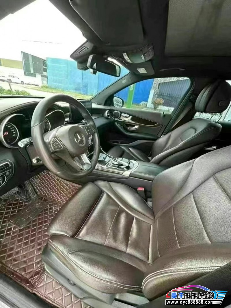 16年奔驰GLC轿车抵押车出售