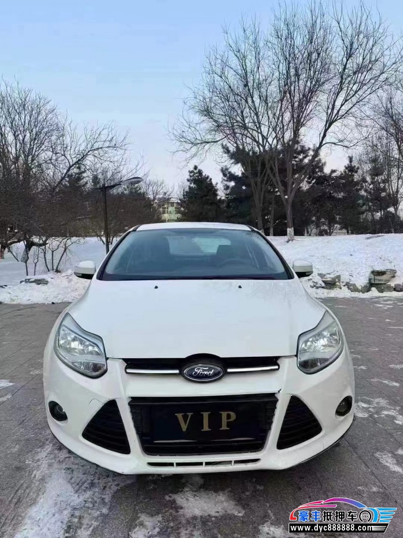 14年福特福克斯轿车抵押车出售