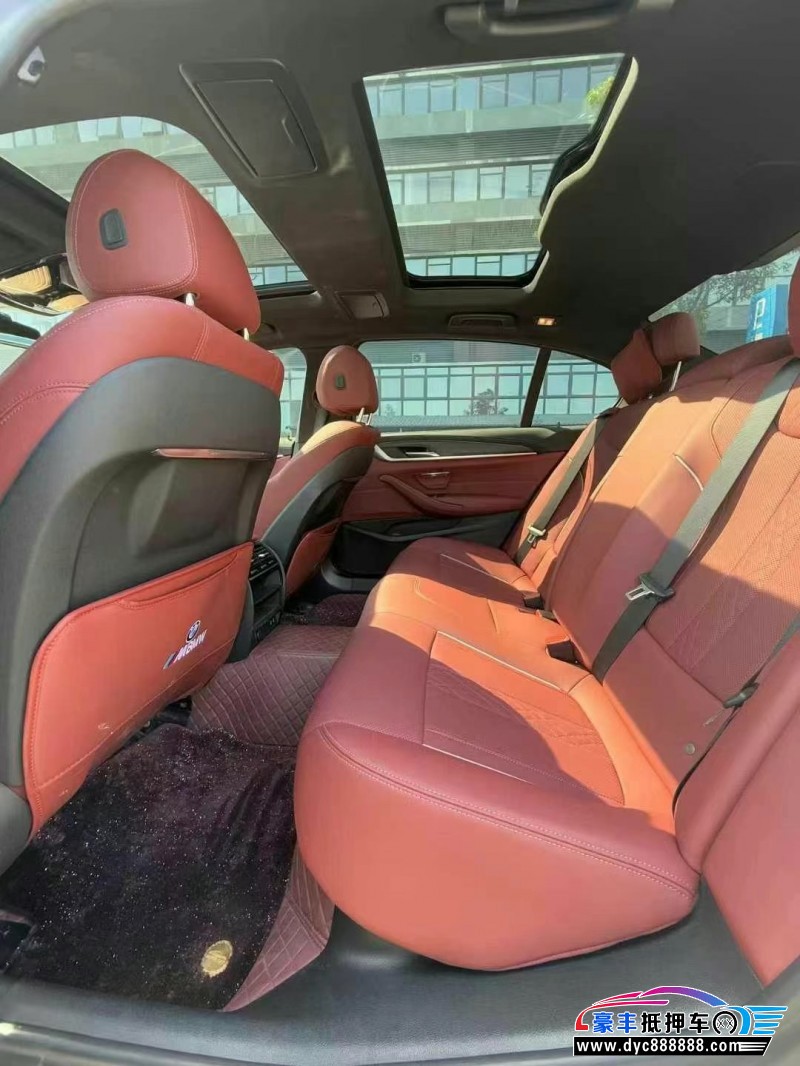 20年宝马5系轿车抵押车出售