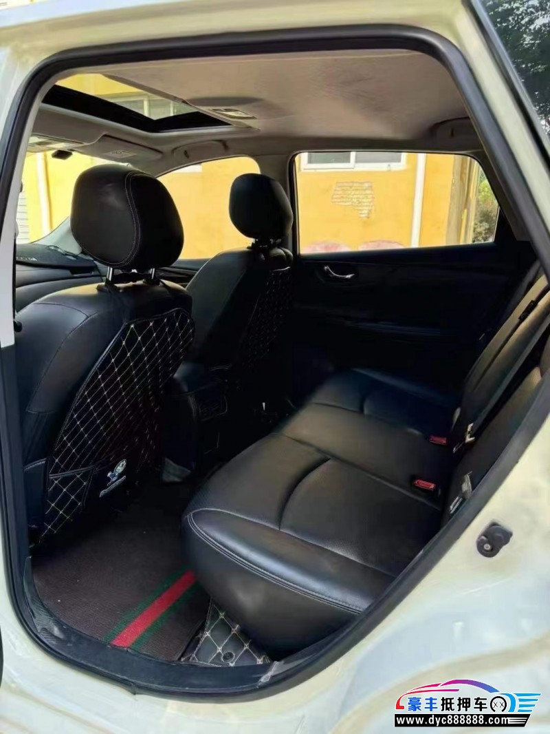 22年日产骐达轿车抵押车出售