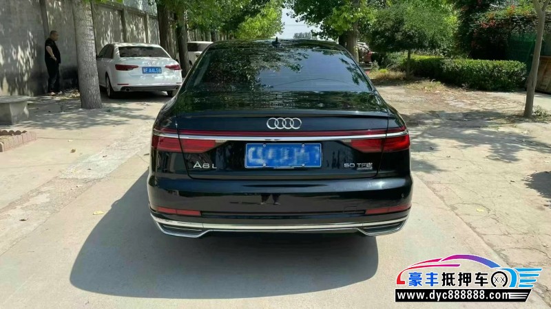 19年奥迪A8L轿车抵押车出售