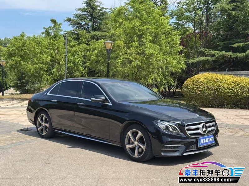 17年奔驰E轿车抵押车出售