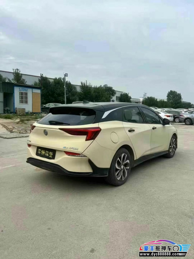 23年别克微蓝轿车抵押车出售