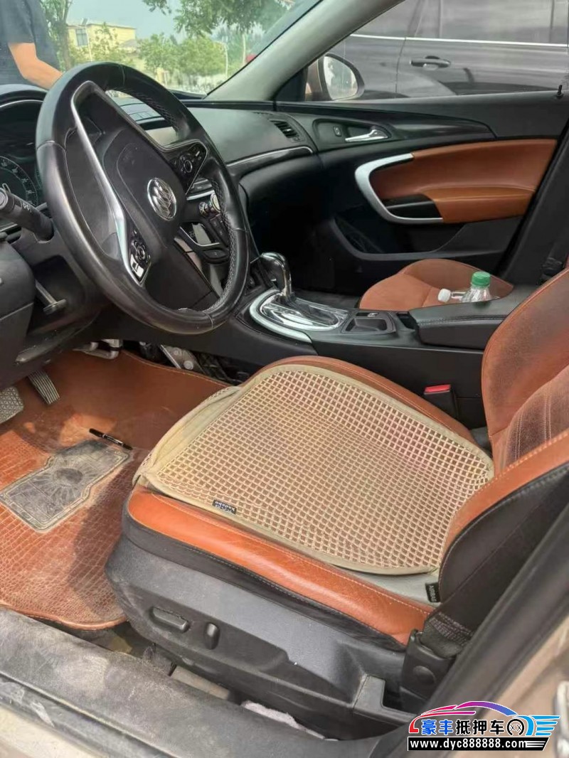 15年别克君威轿车抵押车出售