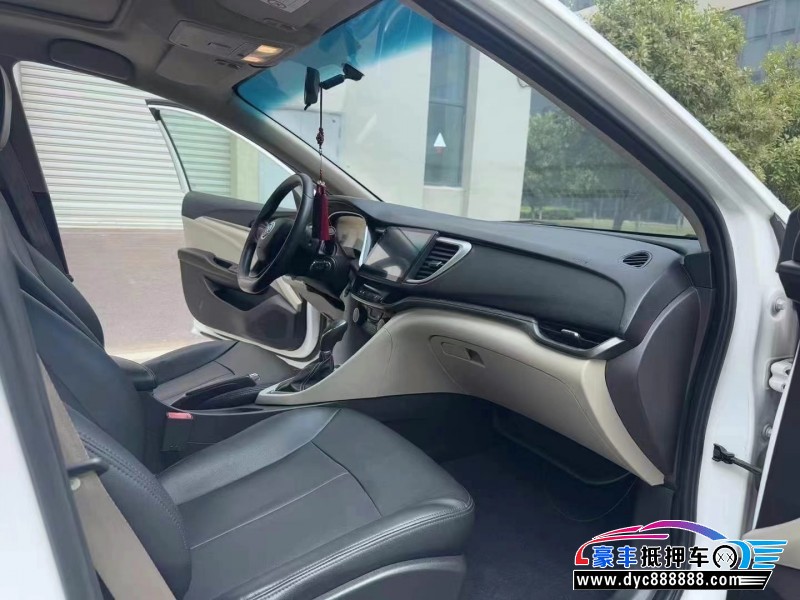 15年别克英朗轿车抵押车出售