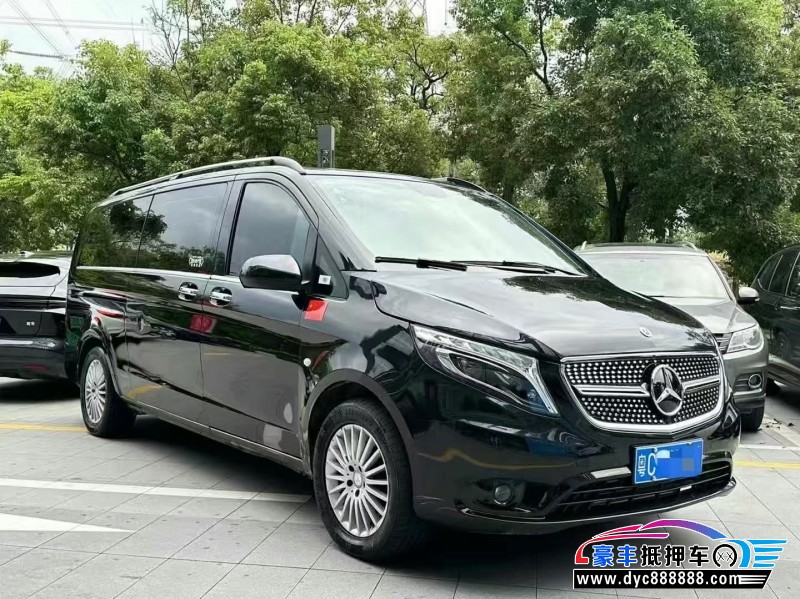 20年奔驰威霆轿车抵押车出售