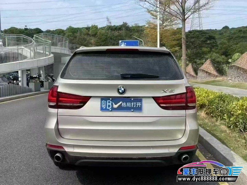14年宝马X5轿车抵押车出售