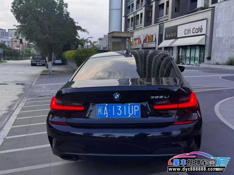 21年宝马3系轿车抵押车出售