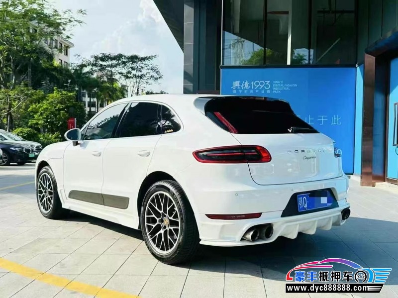 14年保时捷Macan迈凯轿车抵押车出售