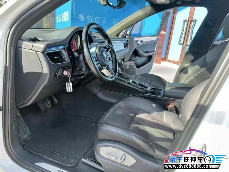 14年保时捷Macan迈凯轿车抵押车出售