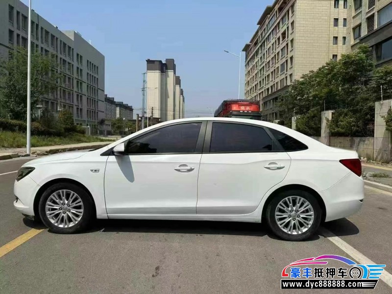 15年别克英朗轿车抵押车出售