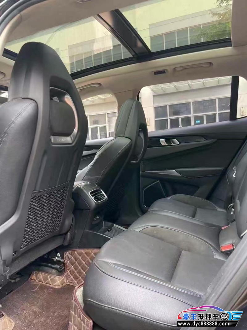 20年领克01轿车抵押车出售