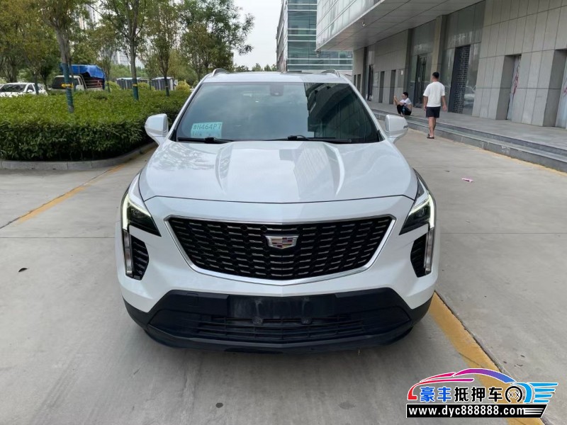 抵押车出售21年凯迪拉克XT4轿车