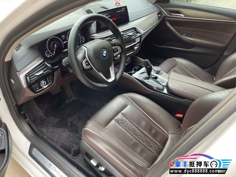 19年宝马5系轿车抵押车出售