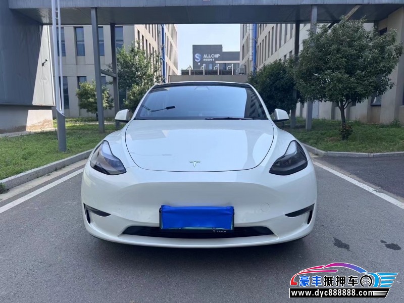抵押车出售21年特斯拉Model Y轿车