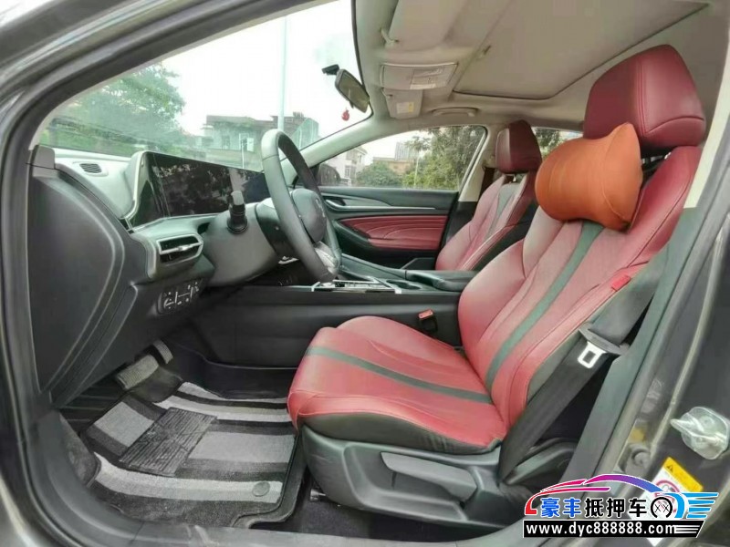 21年长安逸动轿车抵押车出售