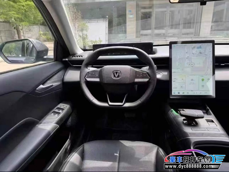 25年长安逸动轿车抵押车出售