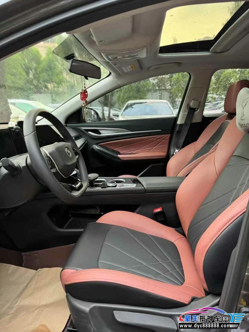 23年长安逸动轿车抵押车出售