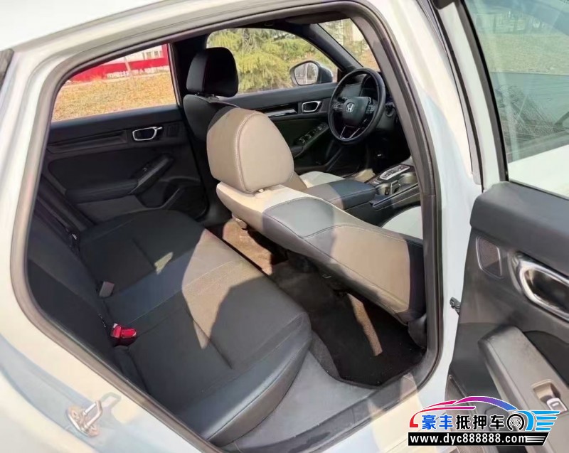 24年本田思域轿车抵押车出售