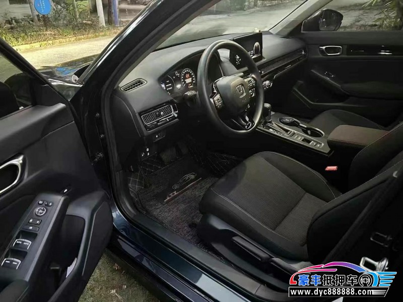 22年本田思域轿车抵押车出售