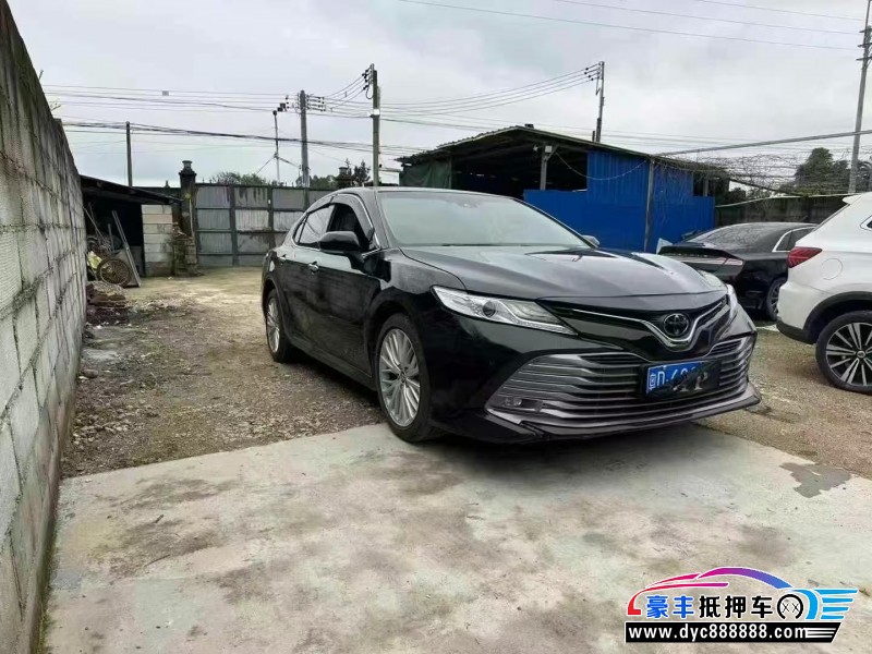 21年丰田凯美瑞轿车抵押车出售