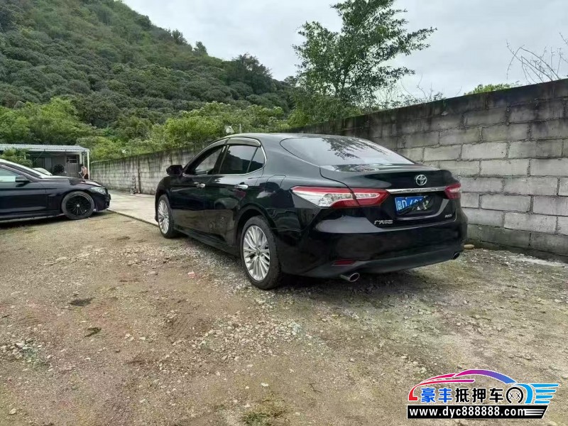 21年丰田凯美瑞轿车抵押车出售