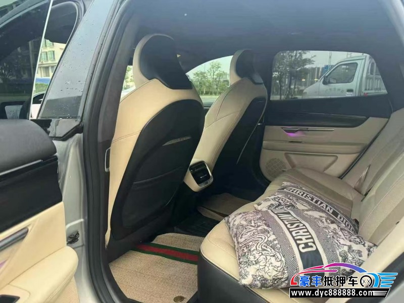 21年小鹏汽车P7轿车抵押车出售