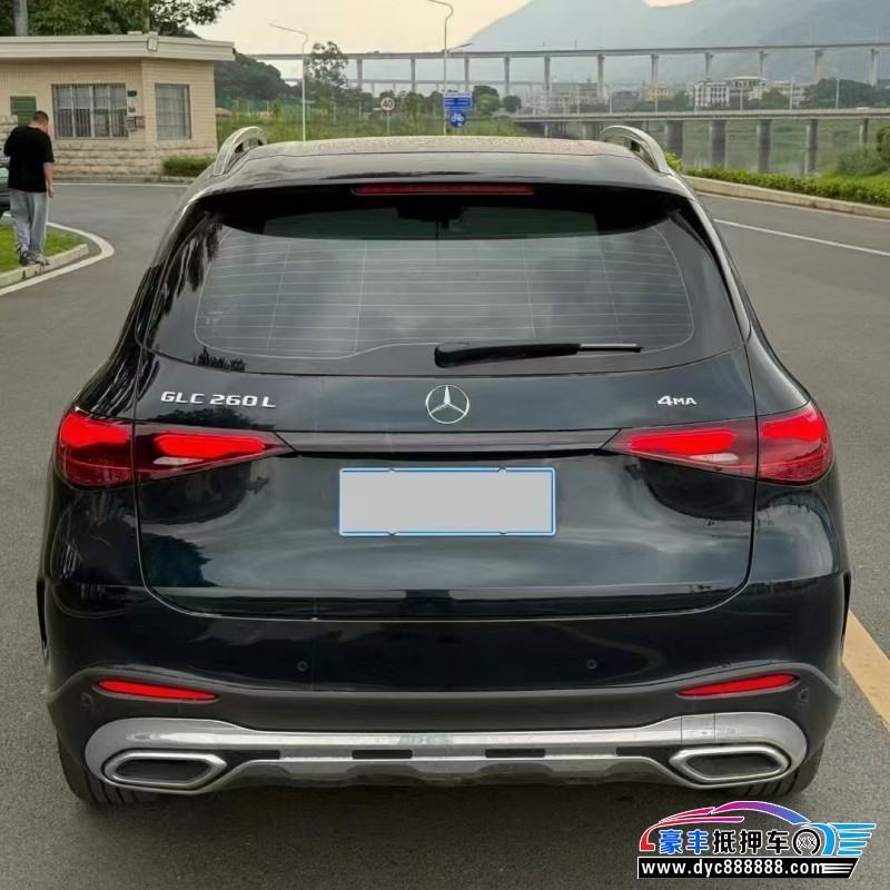 23年奔驰GLC轿车抵押车出售