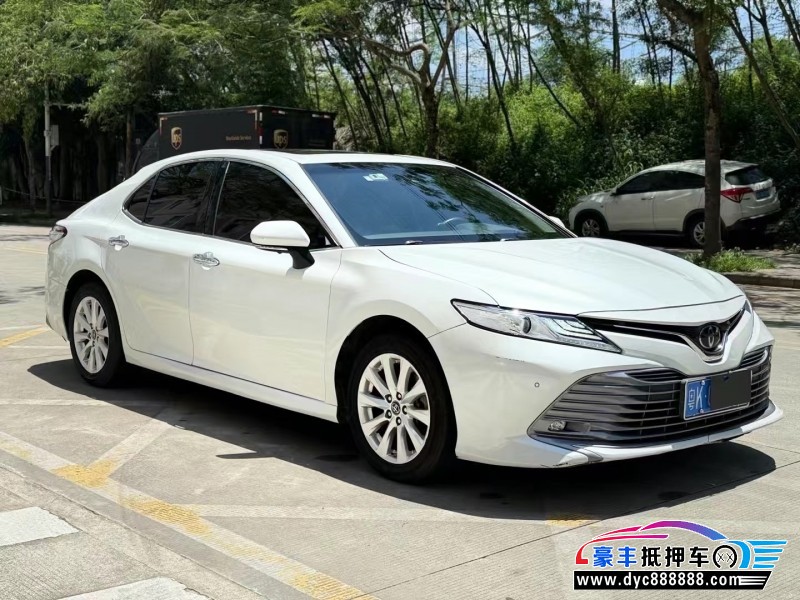 20年丰田凯美瑞轿车抵押车出售