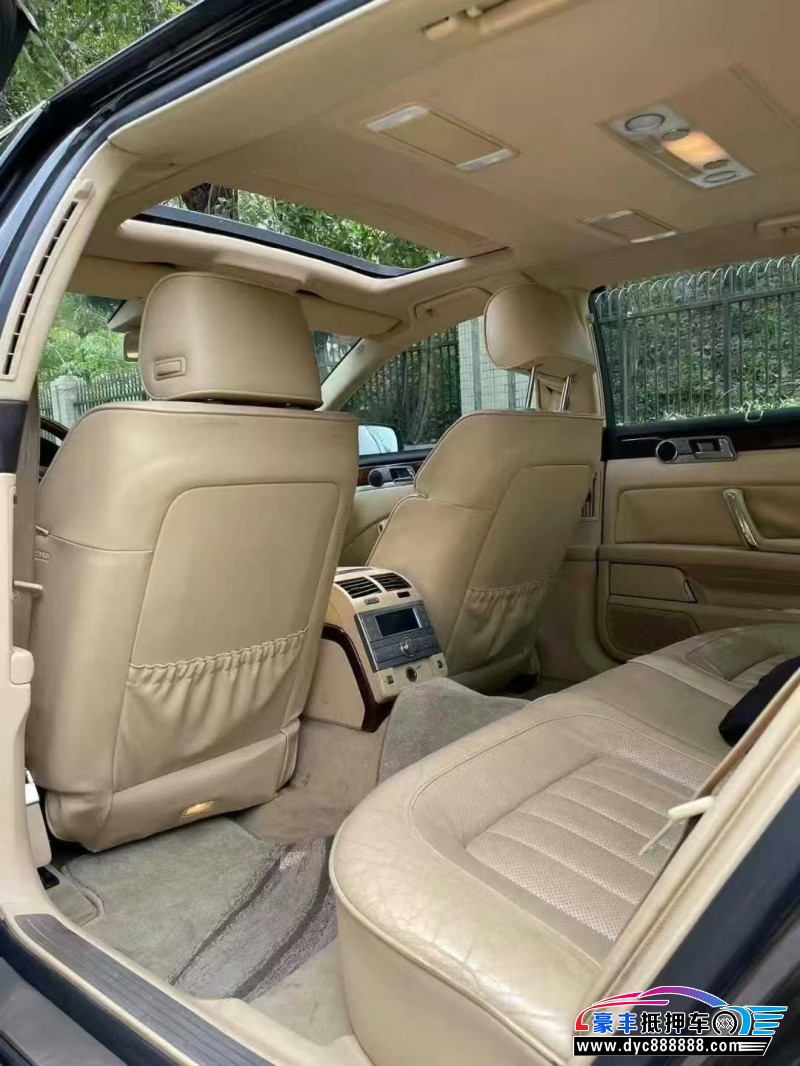 10年大众辉腾轿车抵押车出售