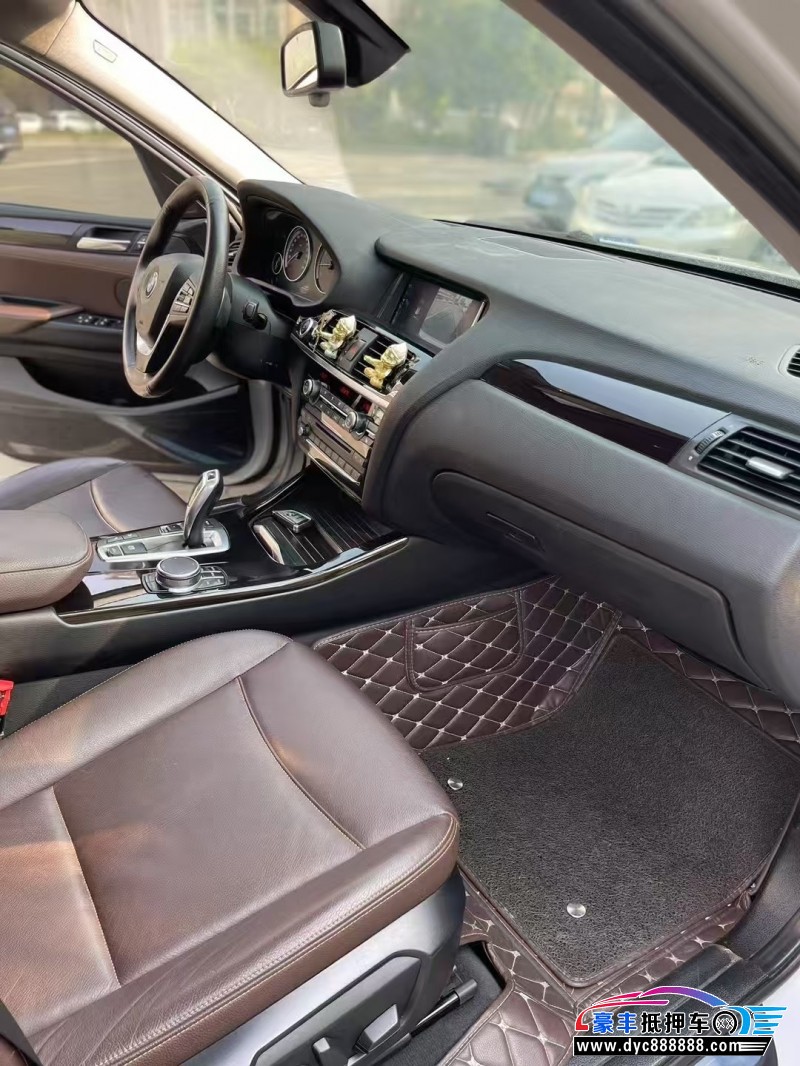 17年宝马X4轿车抵押车出售