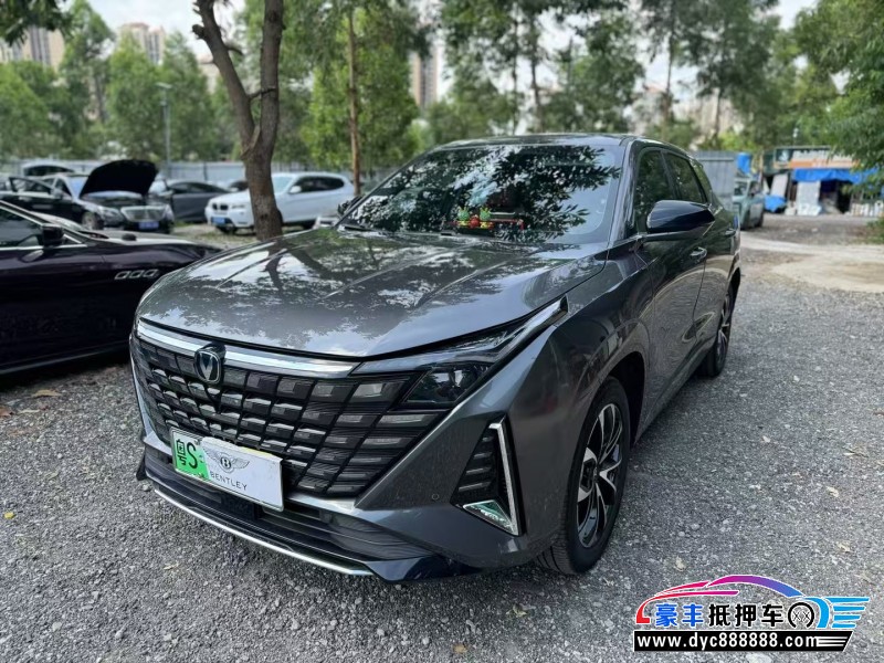 24年长安长安UNI轿车抵押车出售