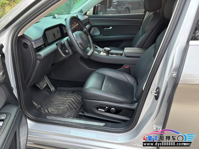 22年华为问界轿车抵押车出售