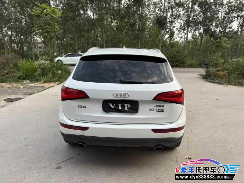 17年奥迪Q5轿车抵押车出售