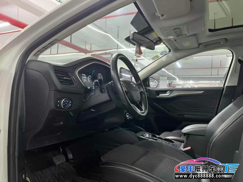 19年福特福克斯轿车抵押车出售