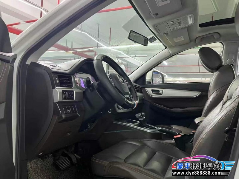 18年东风风行景逸X5轿车抵押车出售