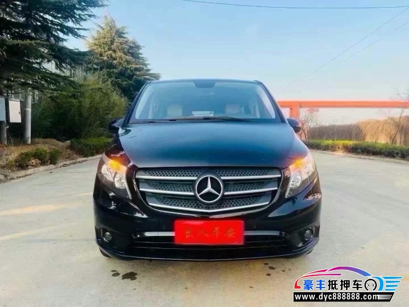 21年奔驰威霆轿车抵押车出售