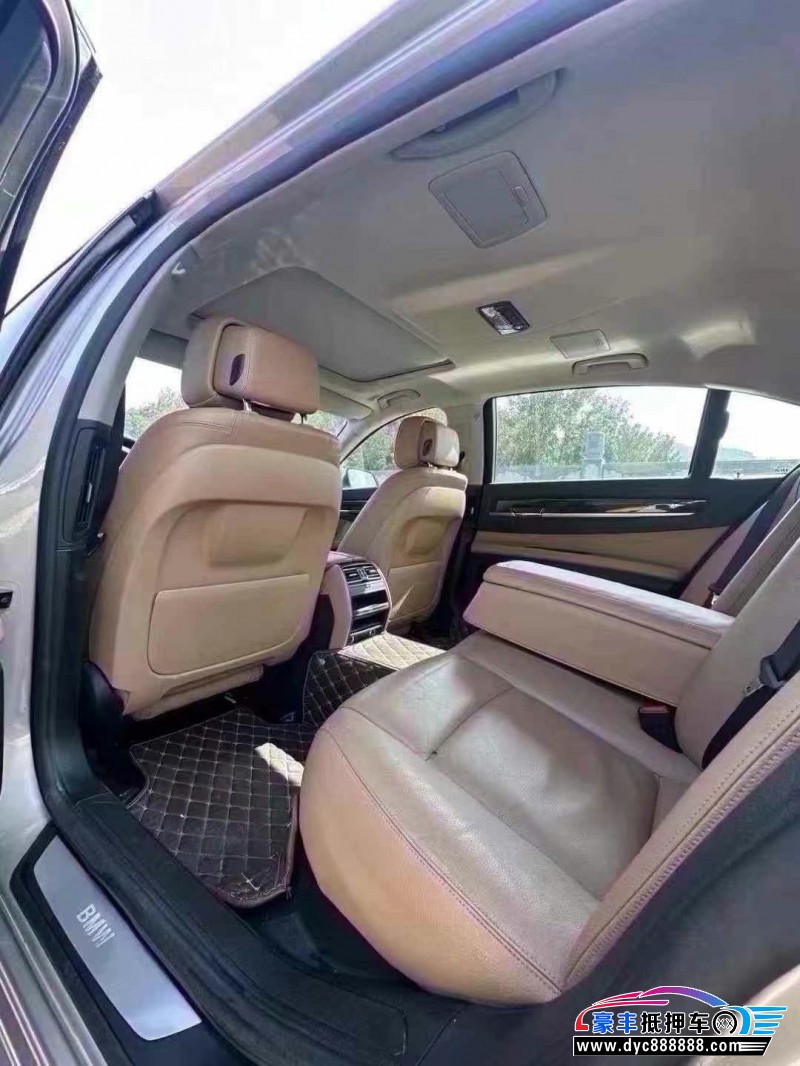 15年宝马7系轿车抵押车出售