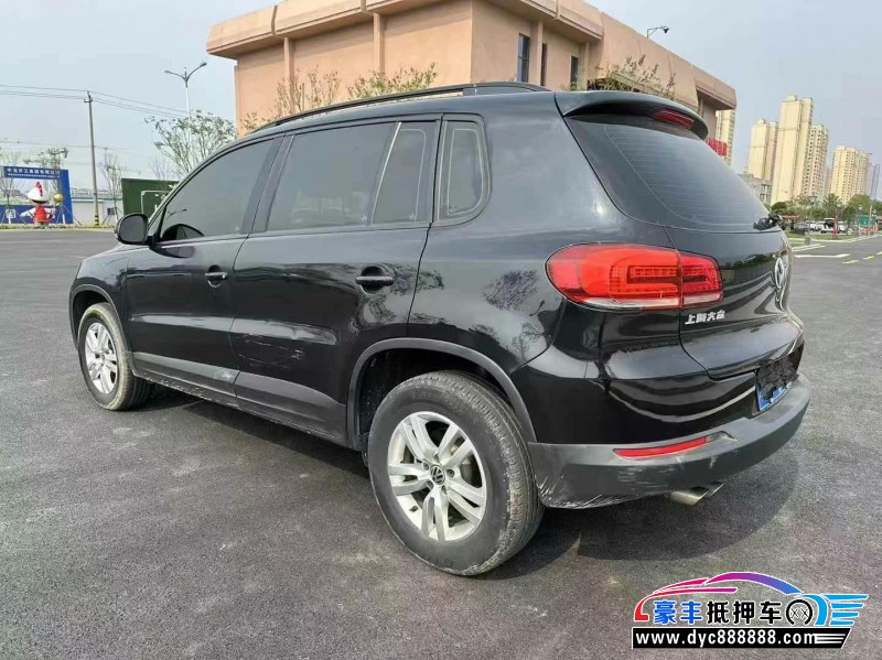 15年大众途观轿车抵押车出售