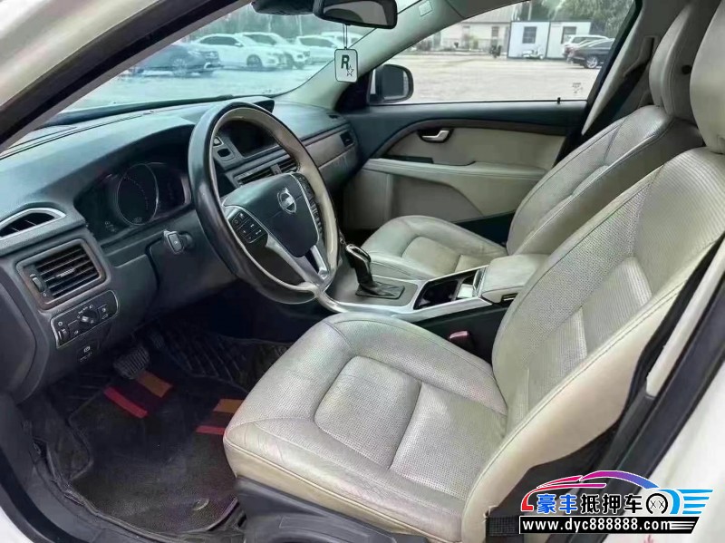 14年沃尔沃S80轿车抵押车出售