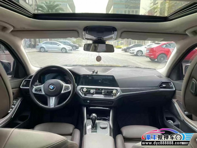 21年宝马3系轿车抵押车出售