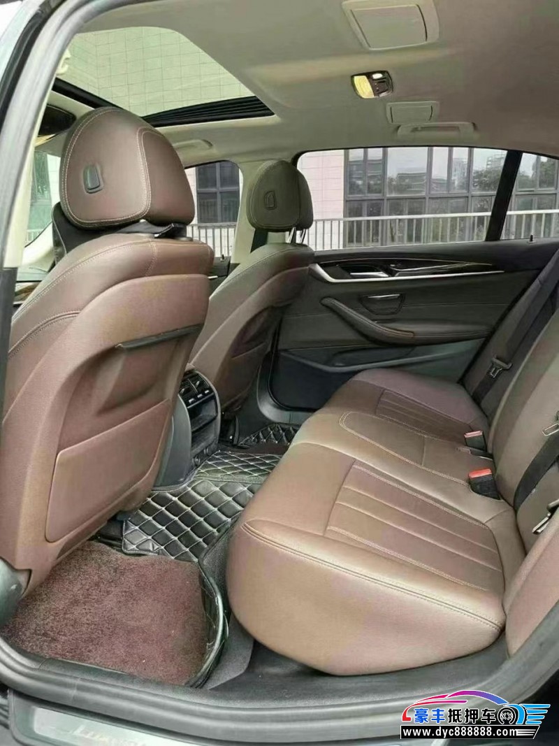 20年宝马5系轿车抵押车出售