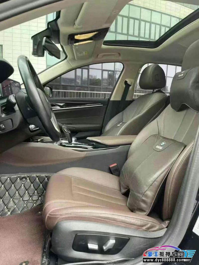 20年宝马5系轿车抵押车出售