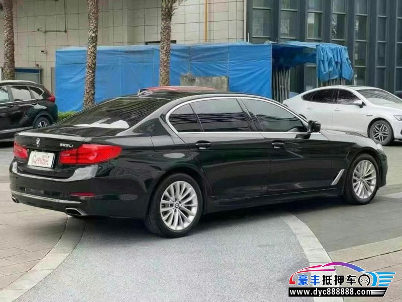 20年宝马5系轿车抵押车出售