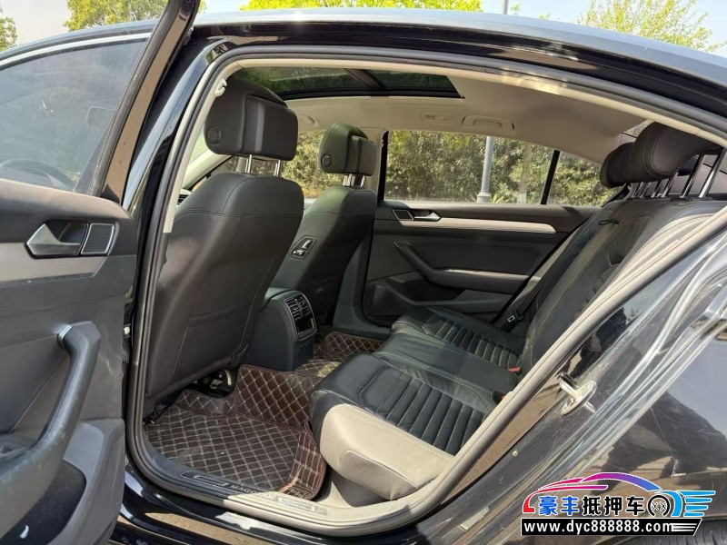 18年大众迈腾轿车抵押车出售