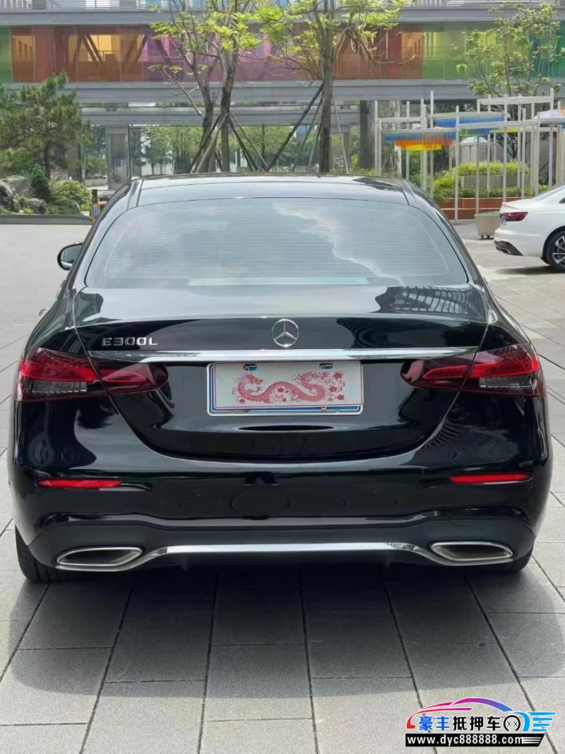 23年奔驰E轿车抵押车出售