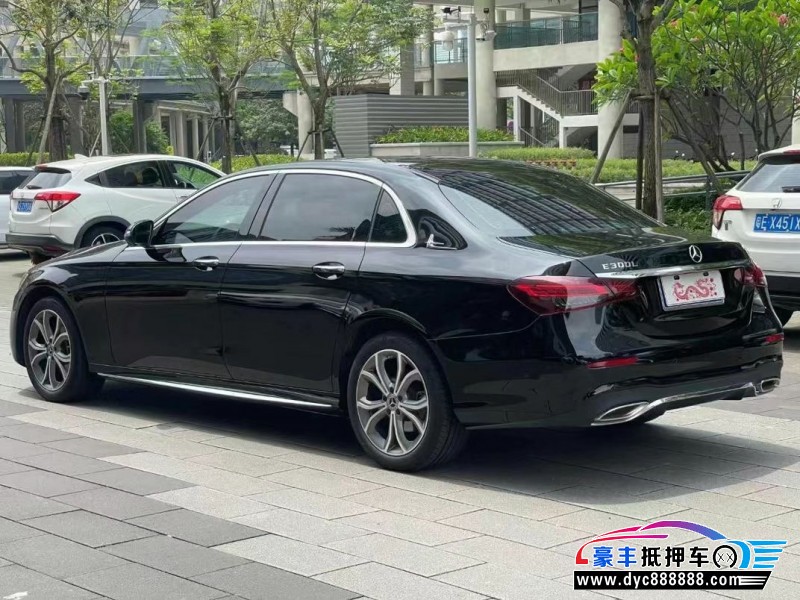23年奔驰E轿车抵押车出售
