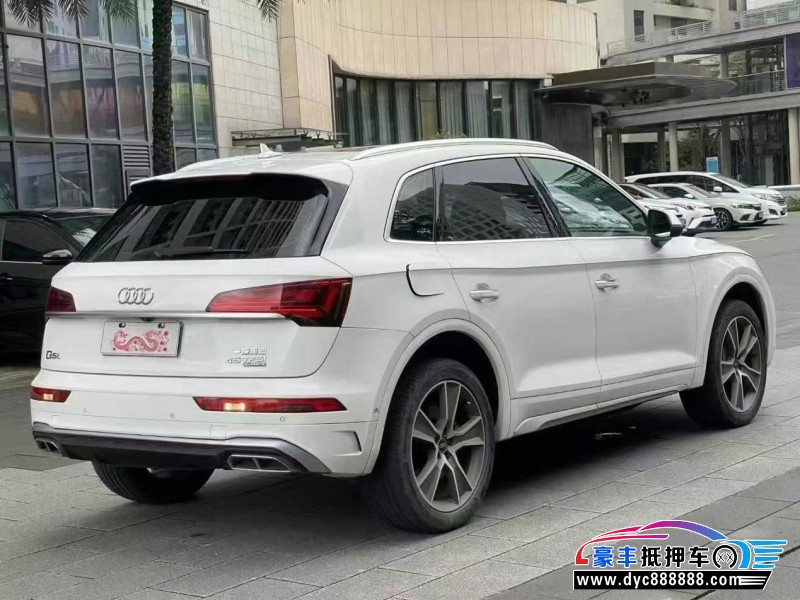 22年奥迪Q5轿车抵押车出售