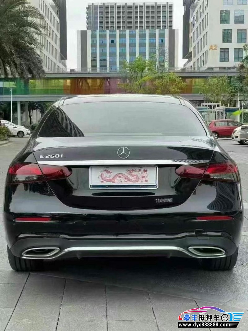 22年奔驰E轿车抵押车出售