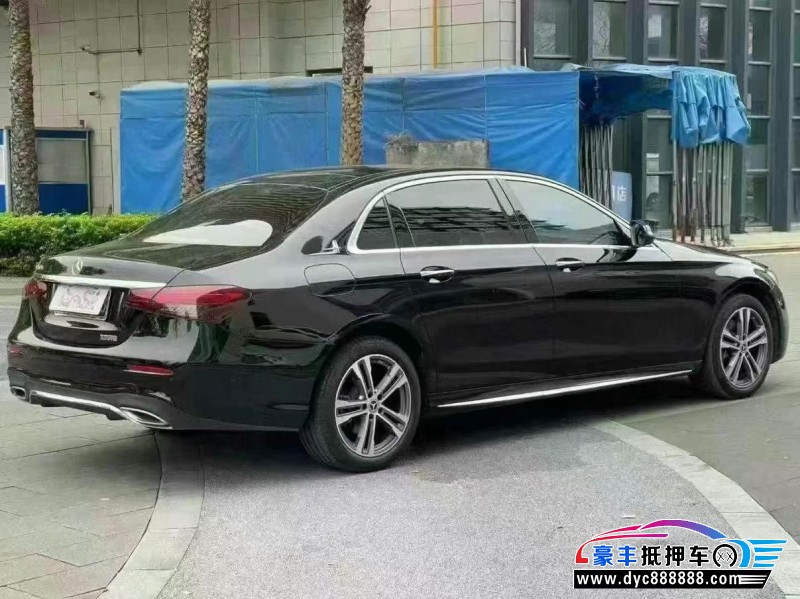 22年奔驰E轿车抵押车出售